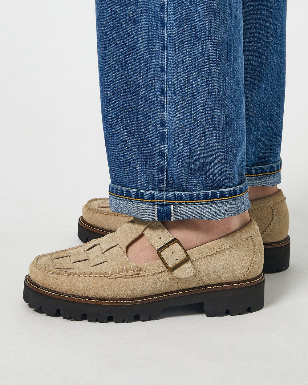 Fisherman-Shoes-Corridor-Corridor
